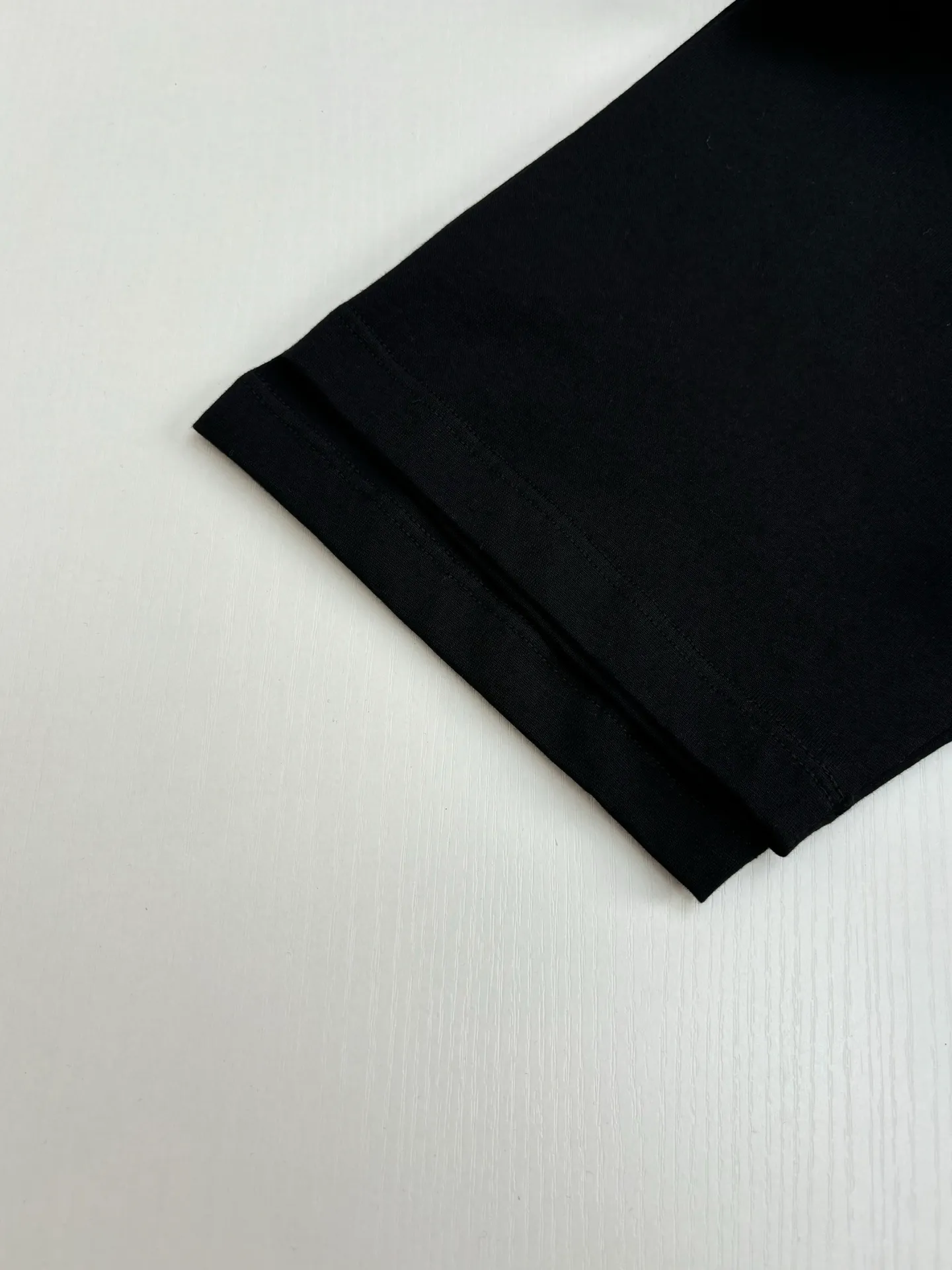 Maison Margiela*/ 25SSNew Arrival T 200g/m² ， ， ， Breathable ， 。 ， ， ±1% ， 。 ， ， ， 。 ， ， 。 Size：S/M/L/XL